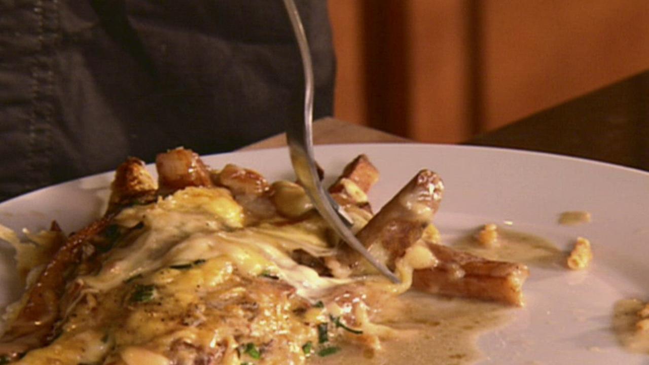 Cheesy Gravy Fries