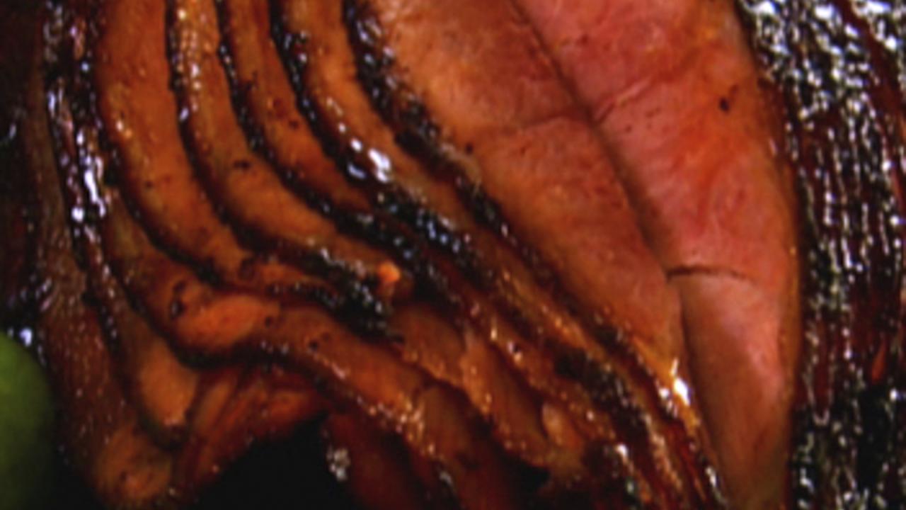 Smoked Ham With Holiday Glaze