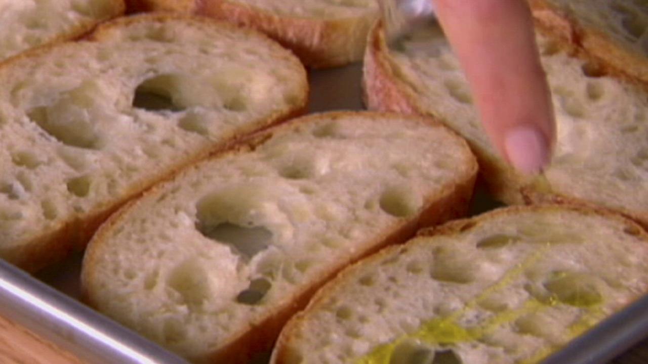 Apricot and Chicken Bruschetta