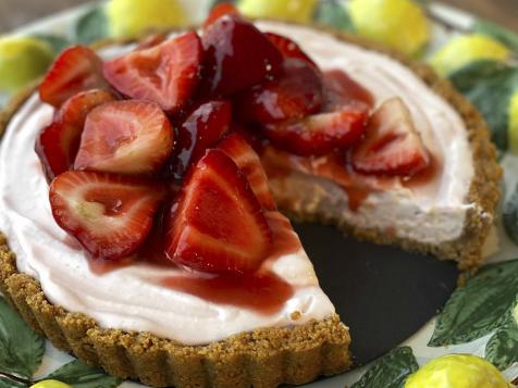 Frozen Strawberry Lemonade Pie