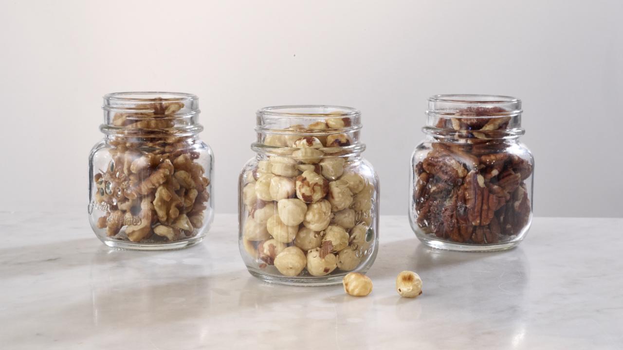 How to Toast Nuts