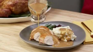 How to Make Pan Gravy