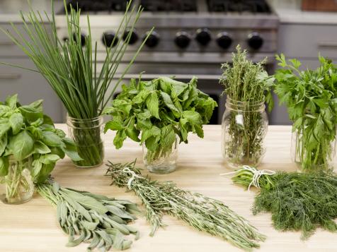 How to Buy and Store Herbs