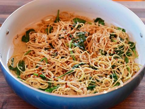Garlic Spinach Spaghetti