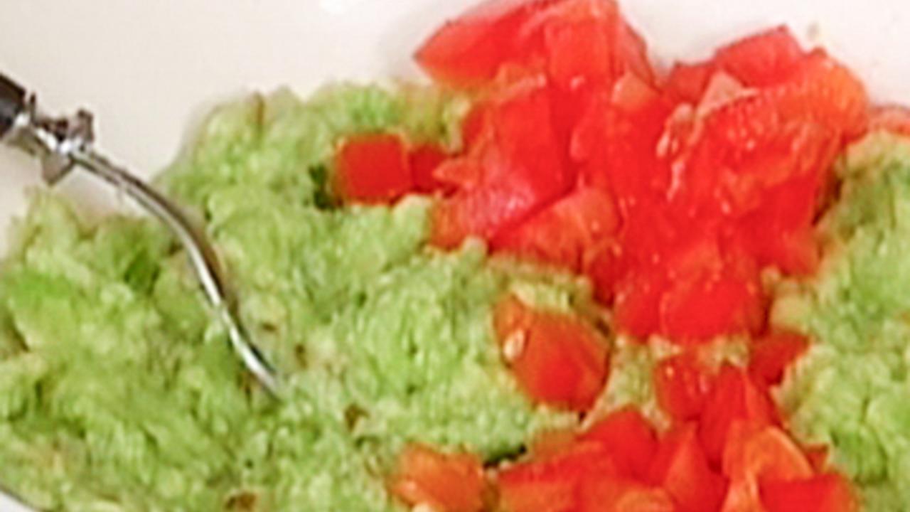 Garlicky Holy Guacamole
