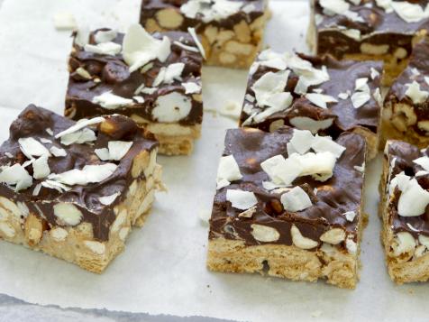 No-Bake Loaded S'mores Bars