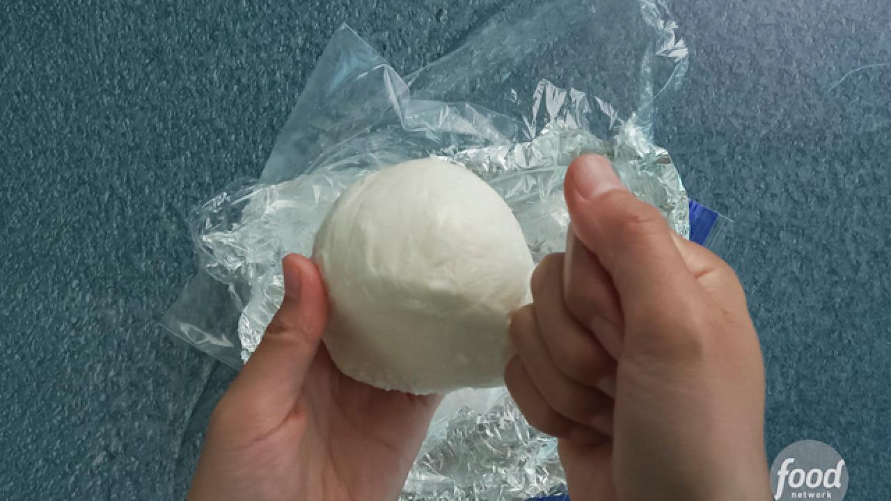 5 Cheeses You Can Freeze and Cook With