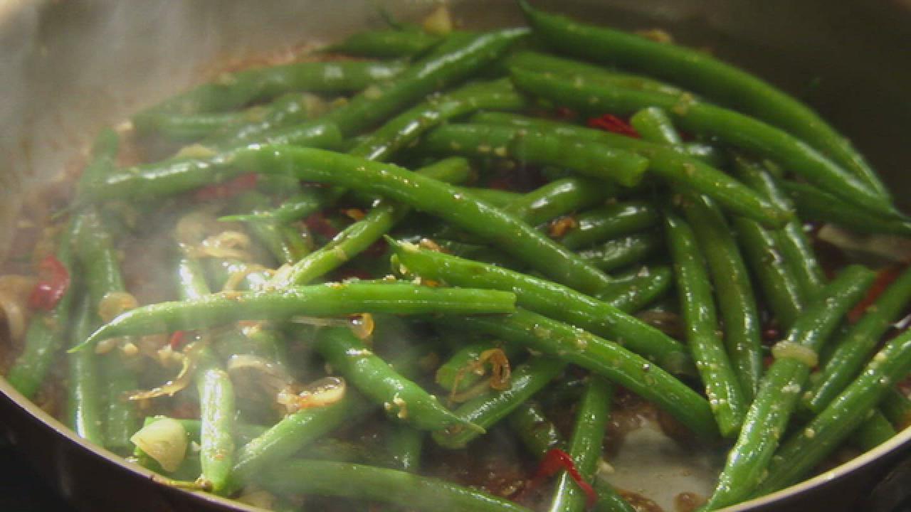 Sauteed Green Beans with Soy