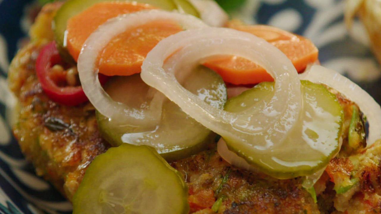 Salmon Burgers with Vegetables
