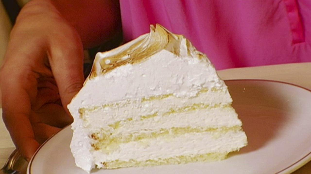Vanilla Cream Meringue Cake