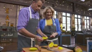 How to Peel a Mango