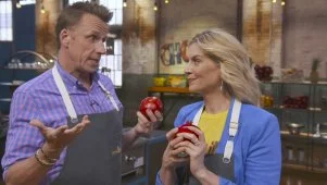 How to Get Pomegranate Seeds
