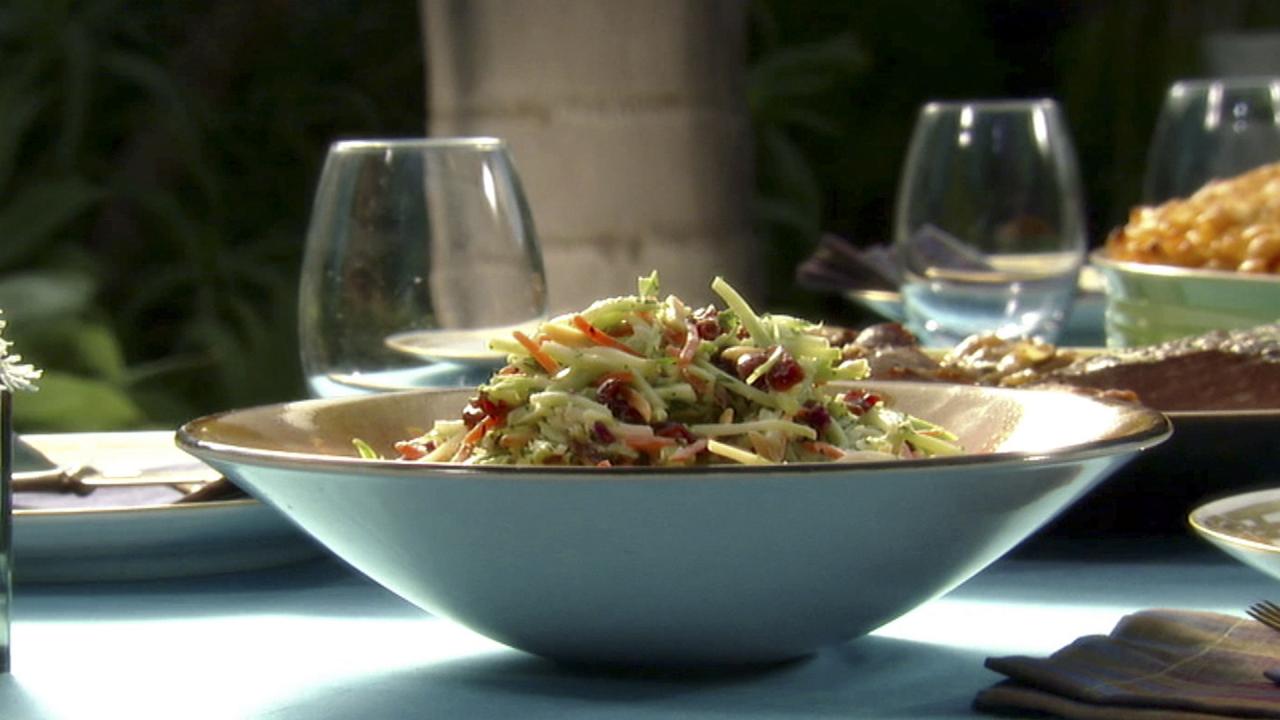 Broccoli Raita Slaw