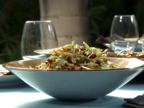 Broccoli Raita Slaw
