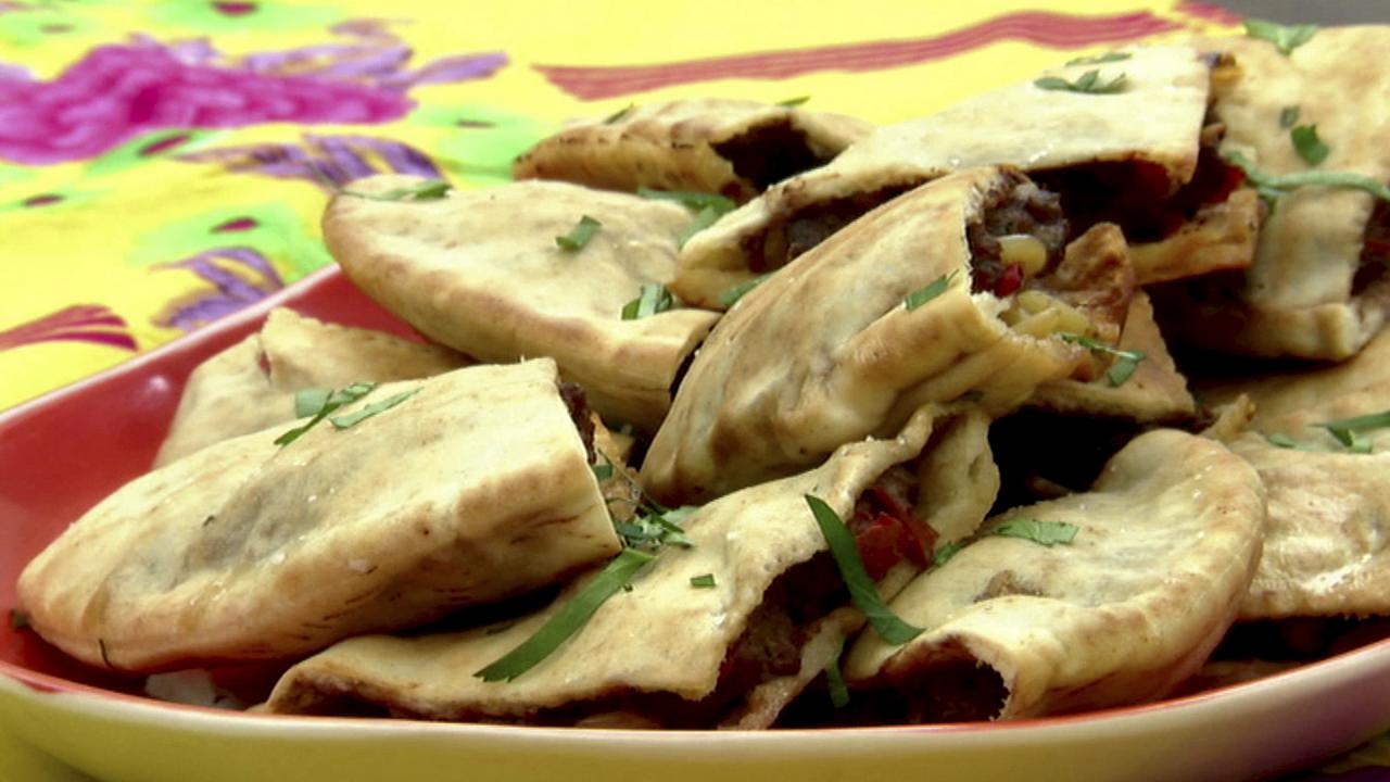 Meat-Stuffed Pitas