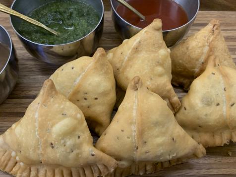 Maneet's Samosas