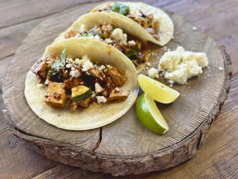 Grilled Gochujang Tofu Tacos