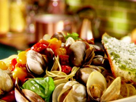 Spaghetti with Baked Clams