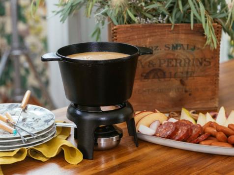 Cheddar and Hard Cider Fondue