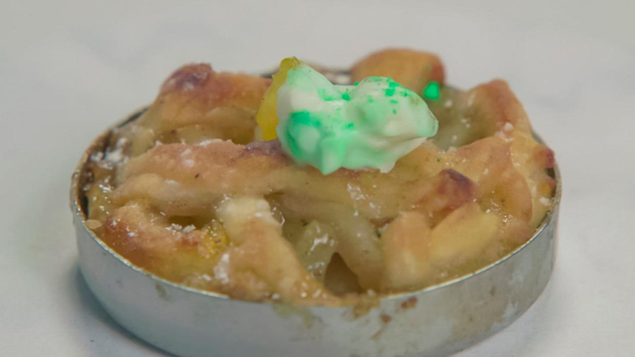 Peachy Peachy Pear Pie