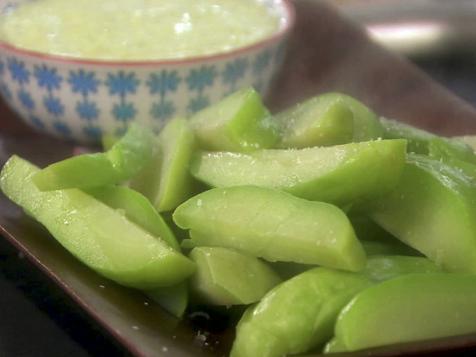 Mexican Squash With Yogurt Dip