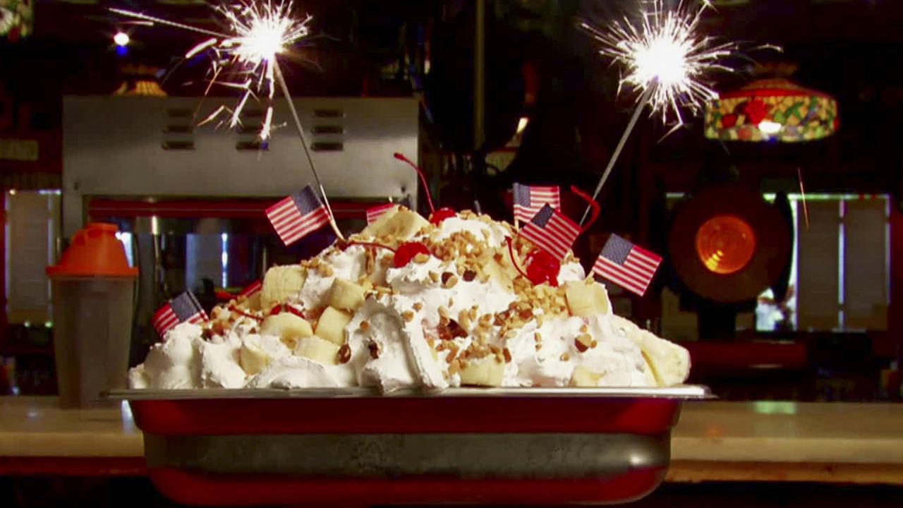 Jaxson's Punchbowl Sundae