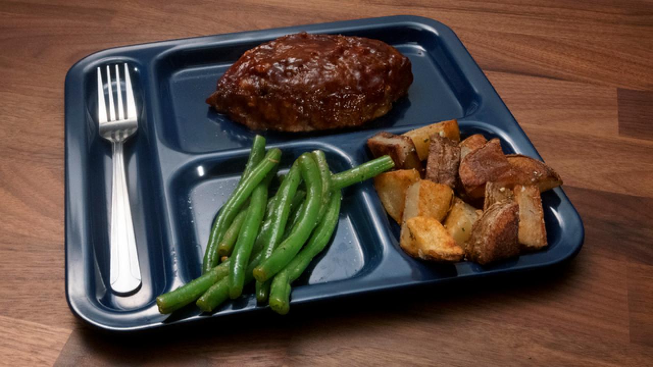Mini Meatloaves with Pan-Roasted Potatoes and Green Beans