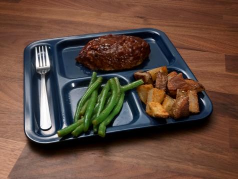 Mini Meatloaves with Pan-Roasted Potatoes and Green Beans