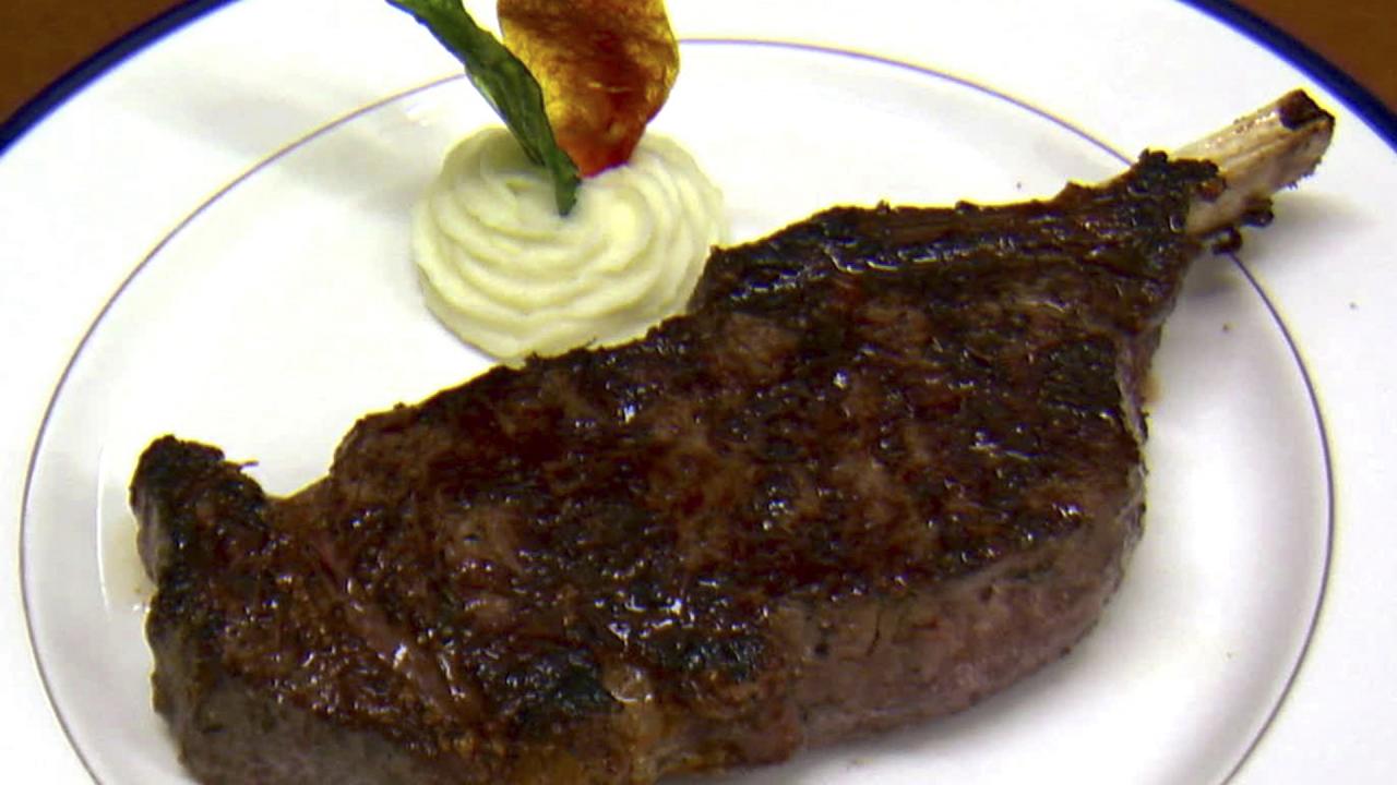 Pacific Dining Car Aged Steak