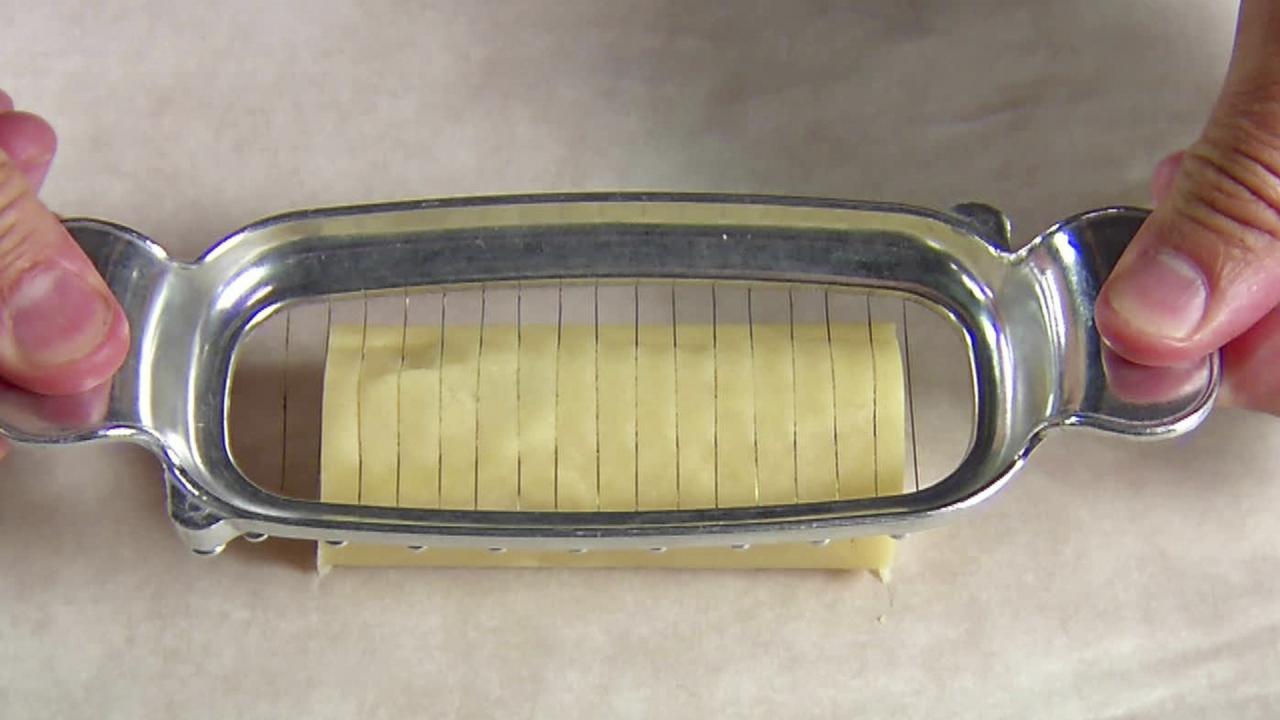 Alton: How to Bake Cookies