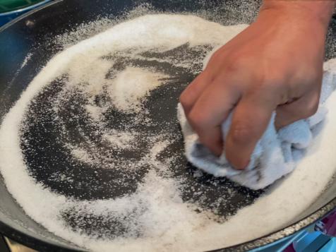 How to Clean Cast Iron