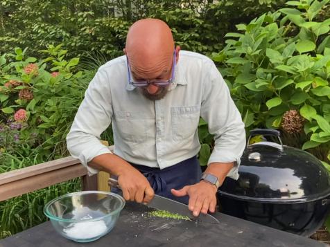 How to Make Flavored Salt