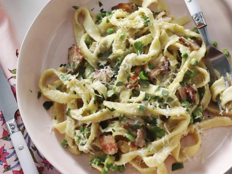 Pasta Carbonara with Peas