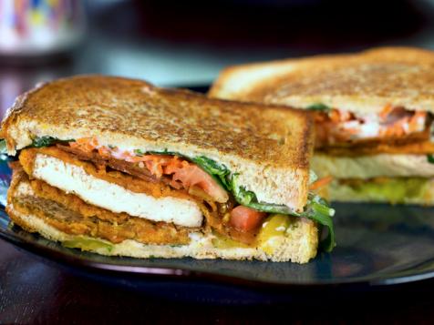 Vegan Chik'n Bacon Ranch Club Sandwich