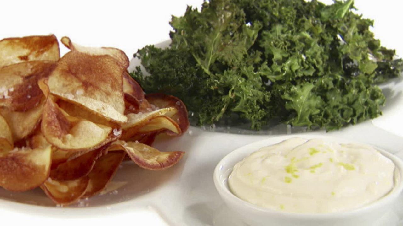 Giada's Potato and Kale Chips