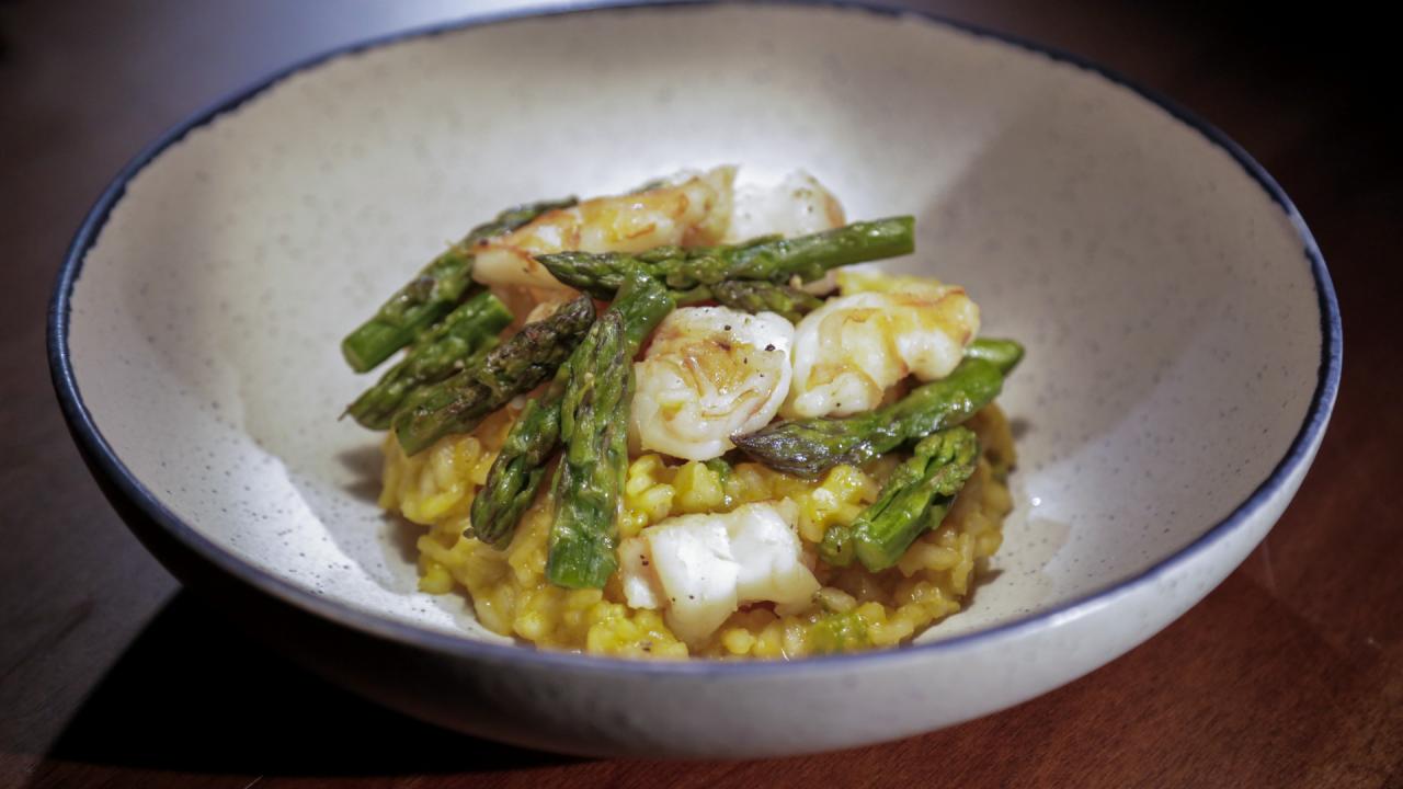 Trout Almondine with String Beans