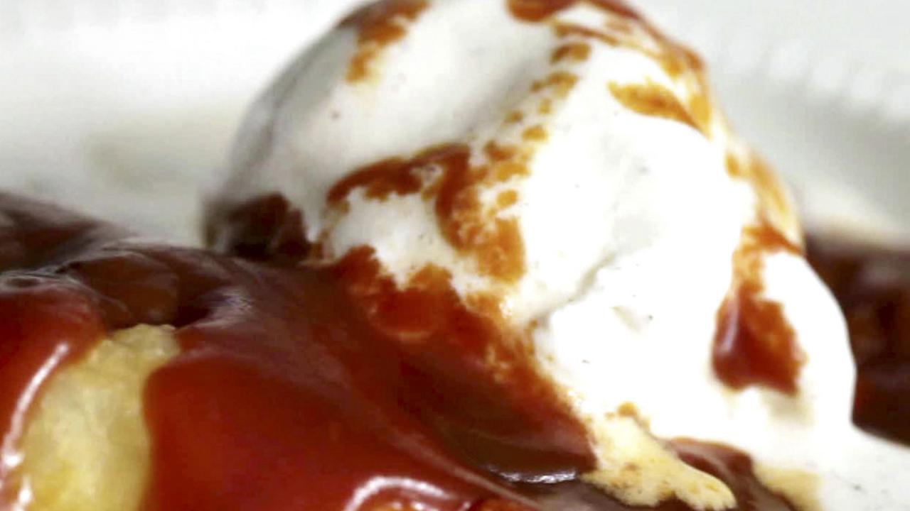 Apple Turnovers With Caramel