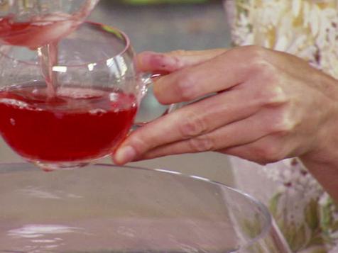 Cranberry and Spiced Rum Punch