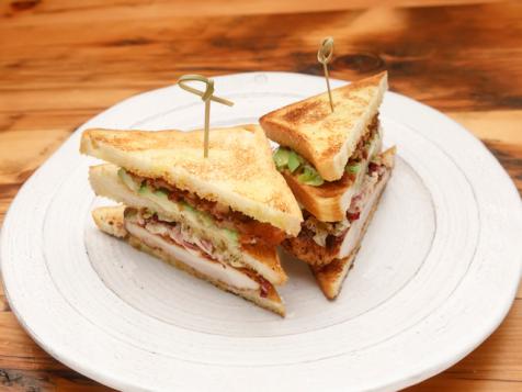 Bobby's Smoked Chicken Club Sandwich