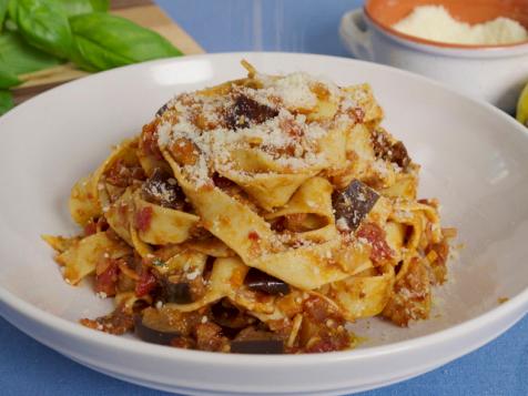 Pasta with Eggplant Ragu