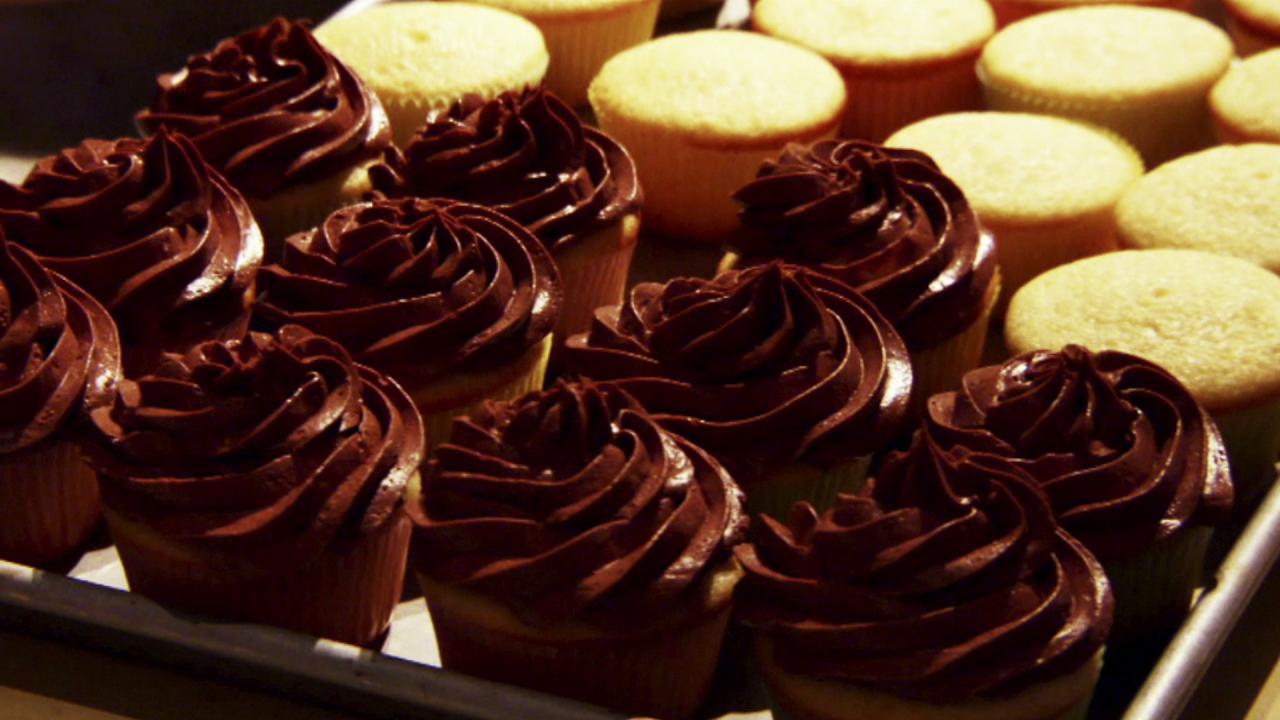 Sour Cream Cupcakes