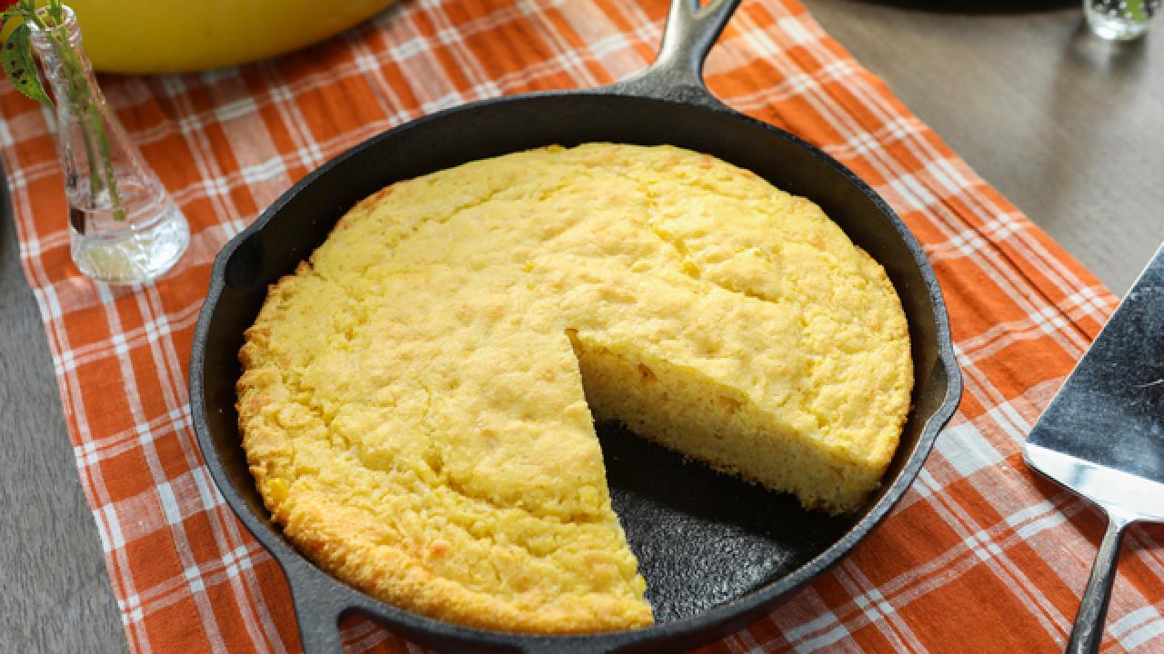 Creamed Corn Skillet Cornbread
