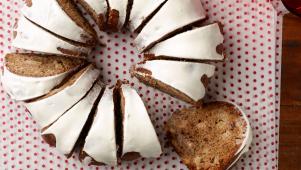 Spiced Apple-Walnut Cake