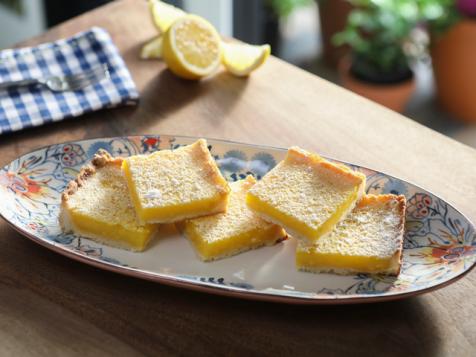 Secret Ingredient Lemon Bars