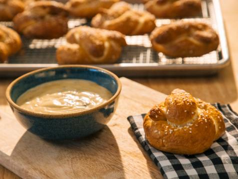 Soft Pretzels with Cambozola Cheese Fondue