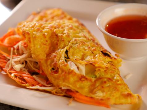 Banh Xeo (Vietnamese Crepe)