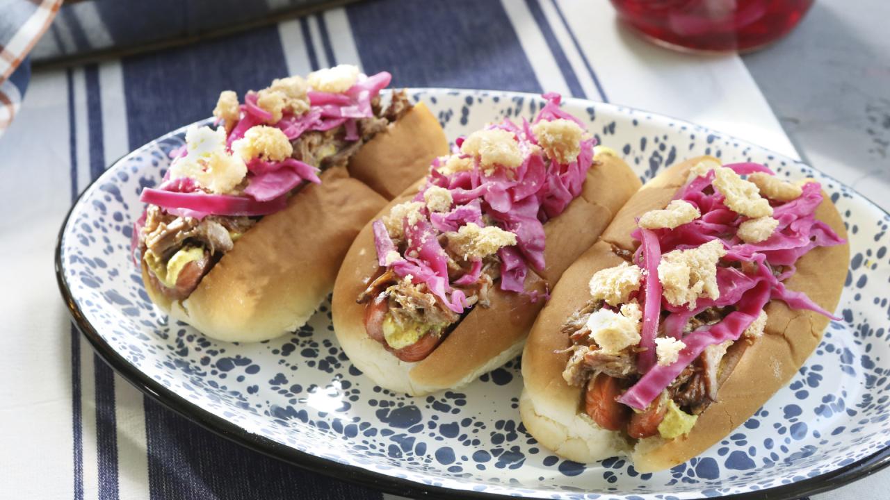 Three Lil Pig Hot Dog