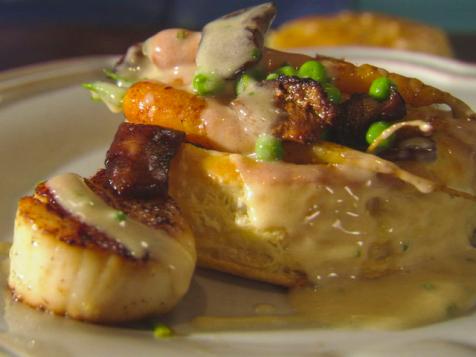 Seared Scallops in Beurre Blanc with Baby Spring Vegetables in Puff Pastry