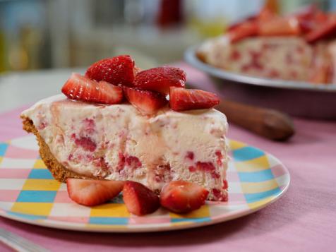 Frozen Strawberry Pie