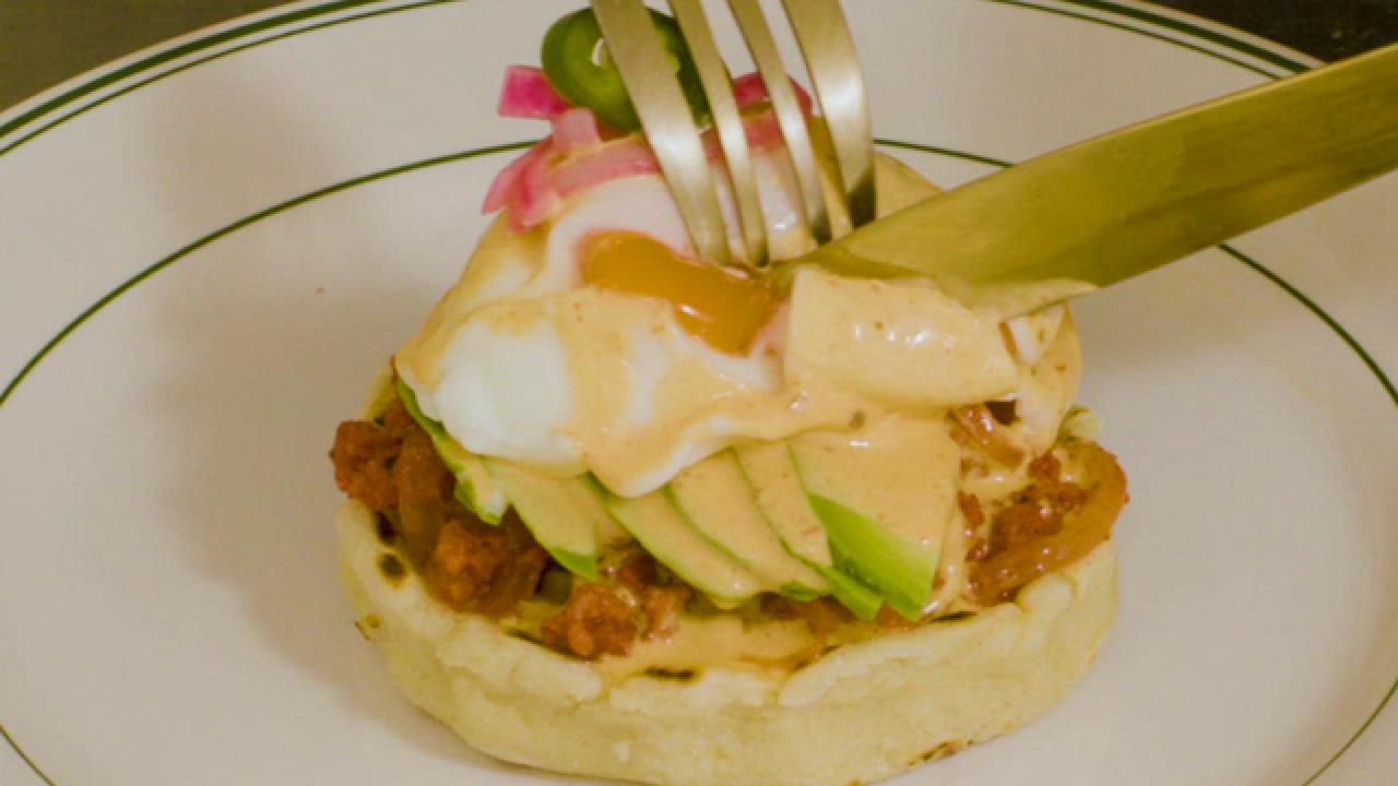 Crack an Egg With 300 Sizzle